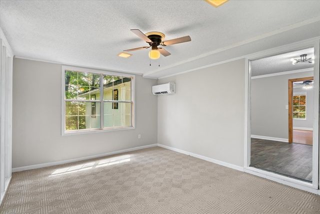 604 Pine Oaks Drive, Tunnel Hill, GA 30755