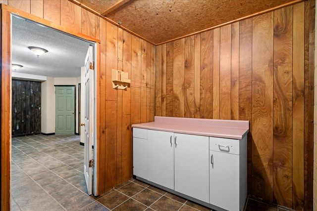 604 Pine Oaks Drive, Tunnel Hill, GA 30755