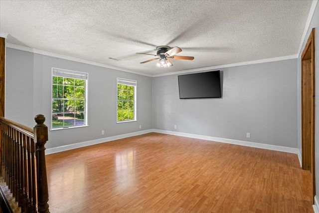 604 Pine Oaks Drive, Tunnel Hill, GA 30755