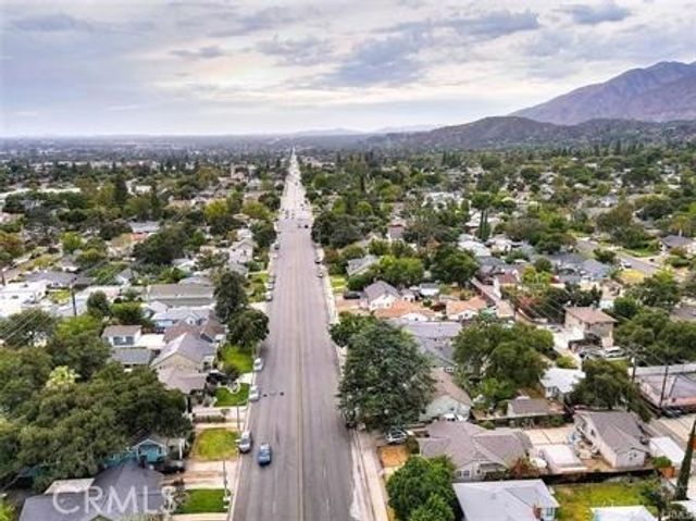 835 E Foothill Boulevard, Monrovia, CA 91016