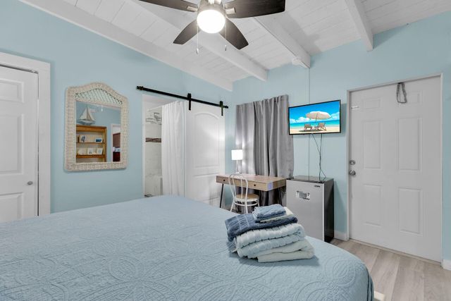 65 Coral Lane, Key Colony, FL 33051