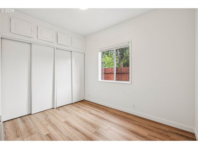 4915 Se 61ST Ave, Portland, OR 97206
