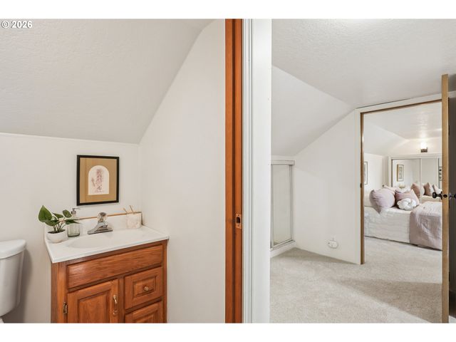 4915 Se 61ST Ave, Portland, OR 97206