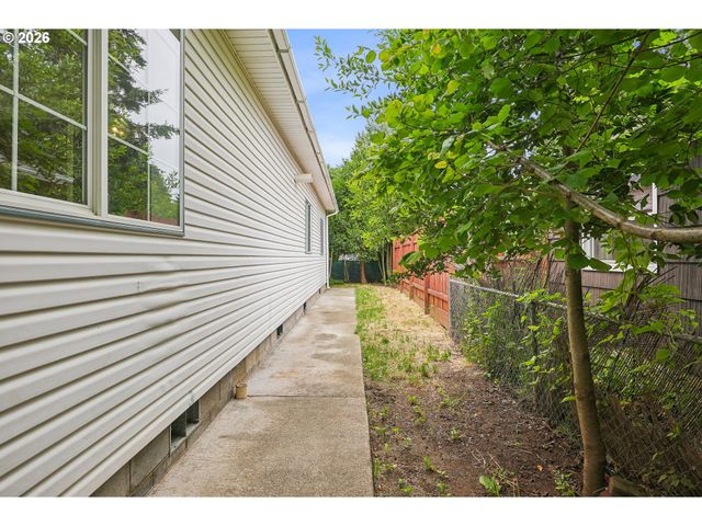 4915 Se 61ST Ave, Portland, OR 97206