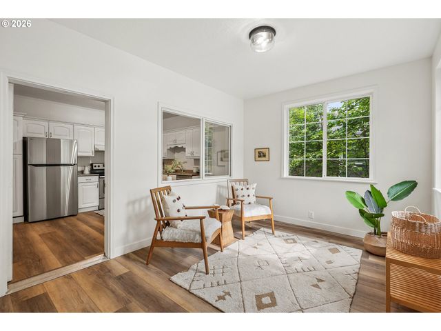 4915 Se 61ST Ave, Portland, OR 97206