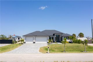 1715 NW 42nd PL, Cape Coral, FL 33993