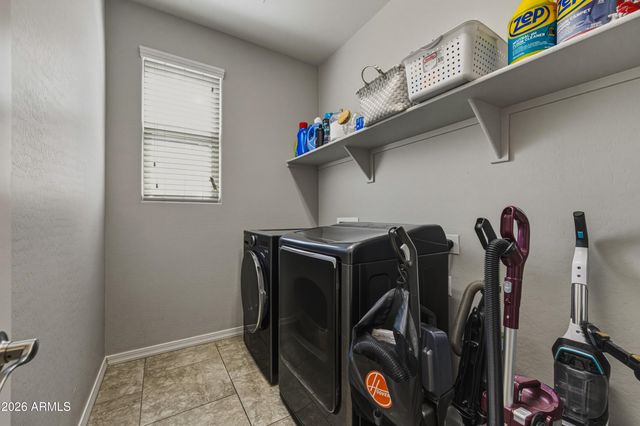 4229 W VALLEY VIEW Drive, Laveen, AZ 85339