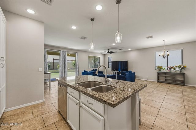 4229 W VALLEY VIEW Drive, Laveen, AZ 85339
