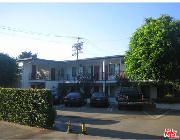14435 Tiara Street, Van Nuys (los Angeles), CA 91401