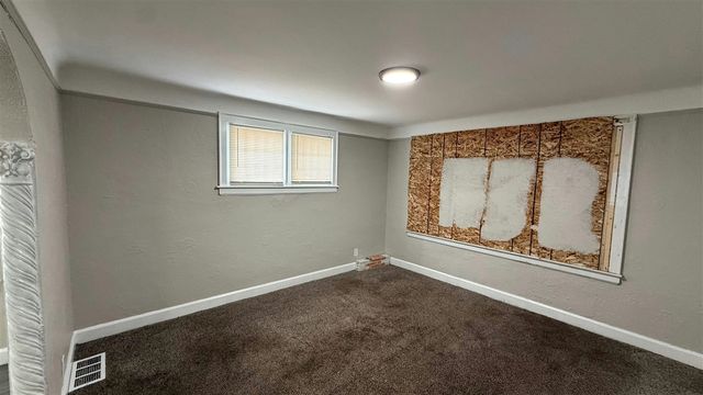 15055 Mark Twain Street, Detroit, MI 48227