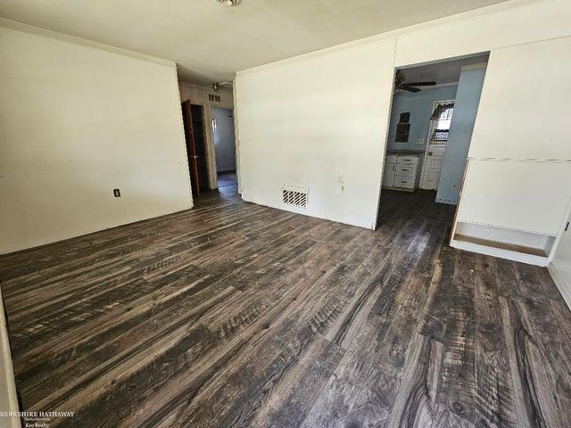 6017 Katherine Street, Taylor, MI 48180