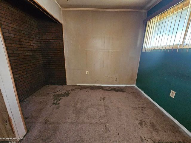 6017 Katherine Street, Taylor, MI 48180