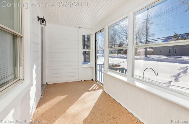 44686 Davis Drive, Utica, MI 48317