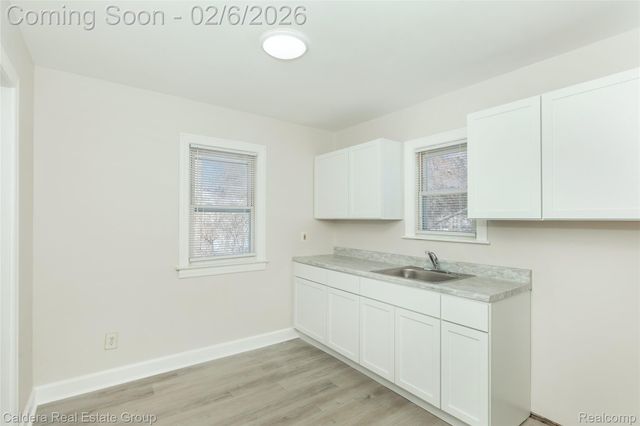 44686 Davis Drive, Utica, MI 48317