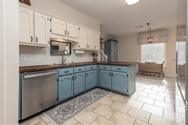 812 PLANTERS RIDGE DR, Collierville, TN 38017