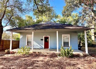 308 W Jefferson Street, Brenham, TX 77833
