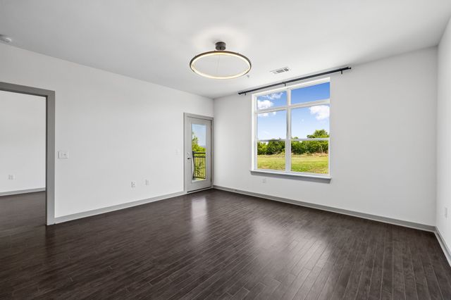 1638 54th Ave N Apt 203, Nashville, TN 37209