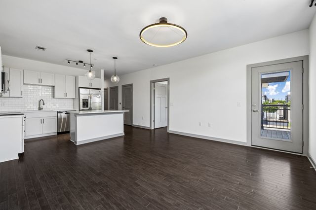 1638 54th Ave N Apt 203, Nashville, TN 37209