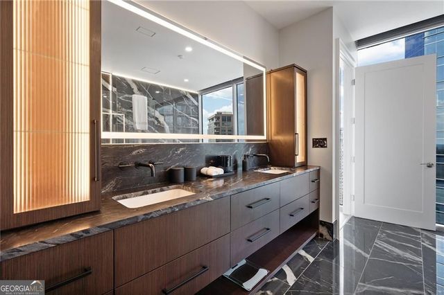 1065 Peachtree Street NE 3402, Atlanta, GA 30309
