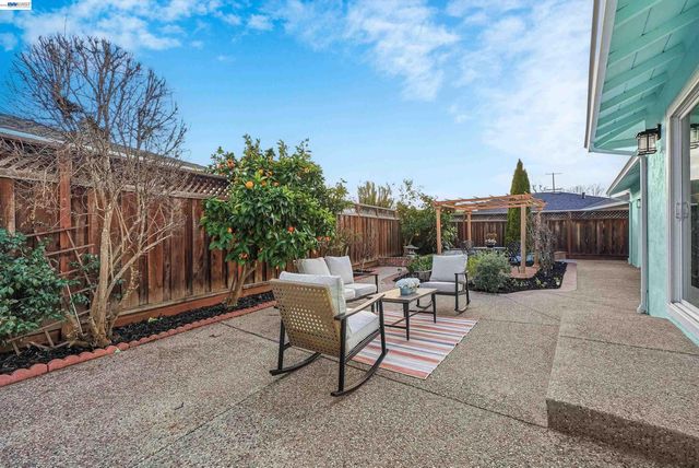 4022 Silver St, Pleasanton, CA 94566