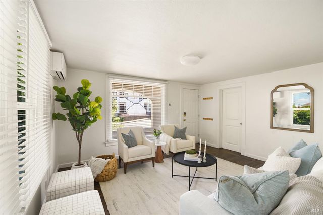 1009 Sacramento St, Vallejo, CA 94590