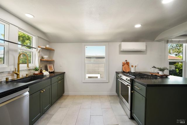 1009 Sacramento St, Vallejo, CA 94590