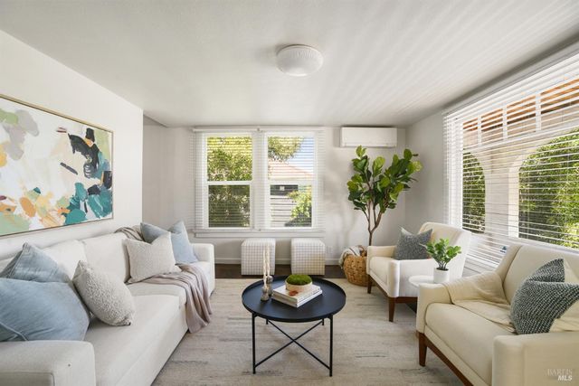 1009 Sacramento St, Vallejo, CA 94590