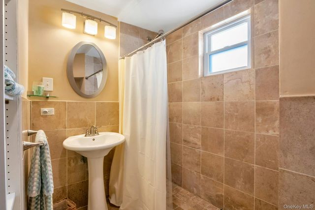 33B Edgewater Park 33B, Bronx, NY 10465