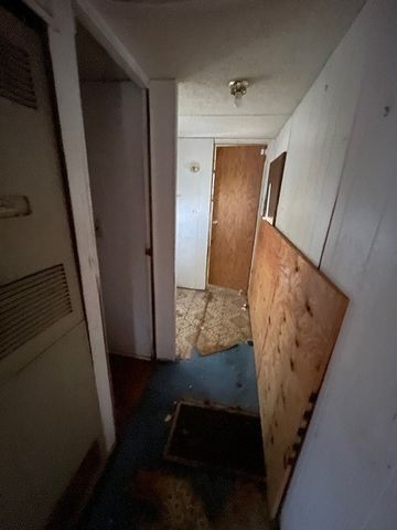 214 Coke Street, Tye, TX 79563