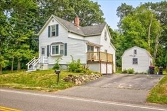 74 Oakland St, Brockton, MA 02302
