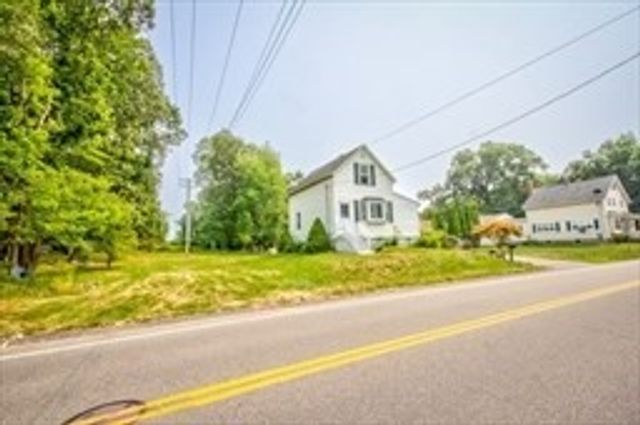 74 Oakland St, Brockton, MA 02302