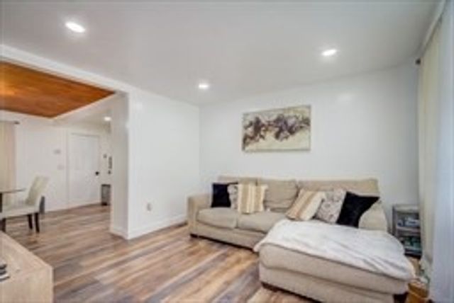 74 Oakland St, Brockton, MA 02302