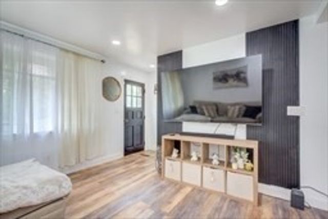 74 Oakland St, Brockton, MA 02302