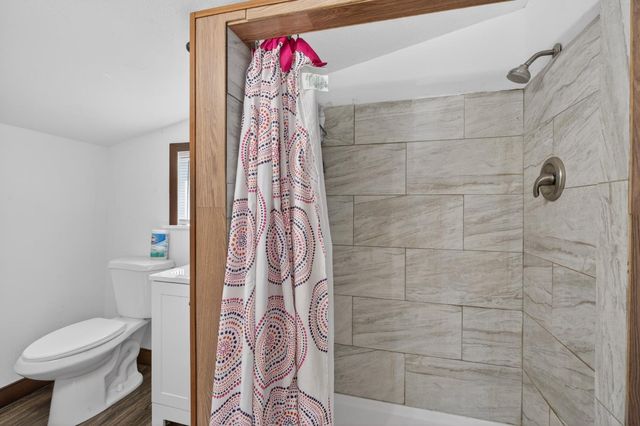 2504 Paradise Rd, Modesto, CA 95358