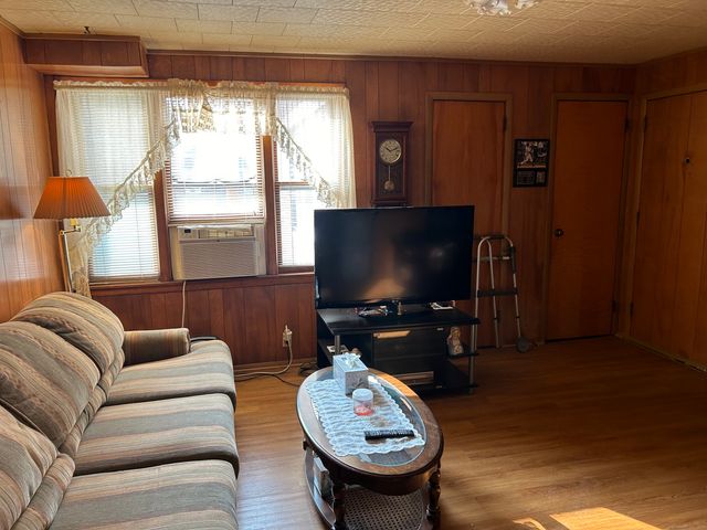 290 N Bishop Bishop Avenue 12, Bridgeport, CT 06610