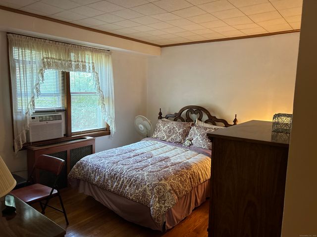 290 N Bishop Bishop Avenue 12, Bridgeport, CT 06610