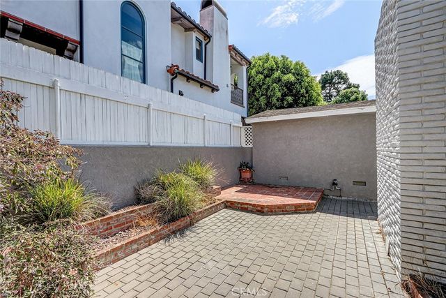 644 14th, Manhattan Beach, CA 90266
