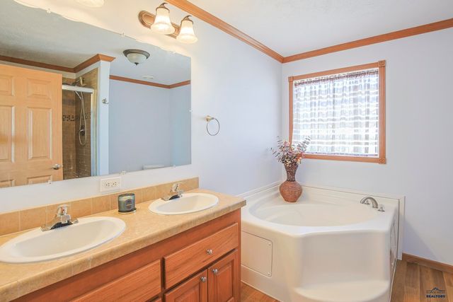 14415 TARON CT, Rapid City, SD 57701