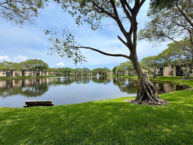 641 Cypress Lake Boulevard P, Deerfield Beach, FL 33064
