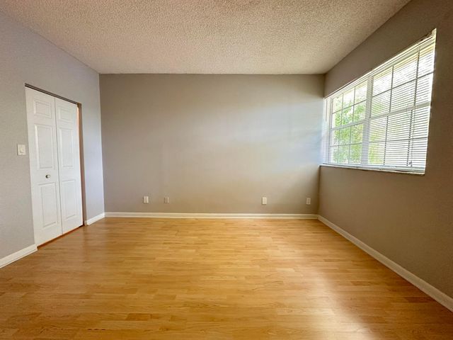 641 Cypress Lake Boulevard P, Deerfield Beach, FL 33064