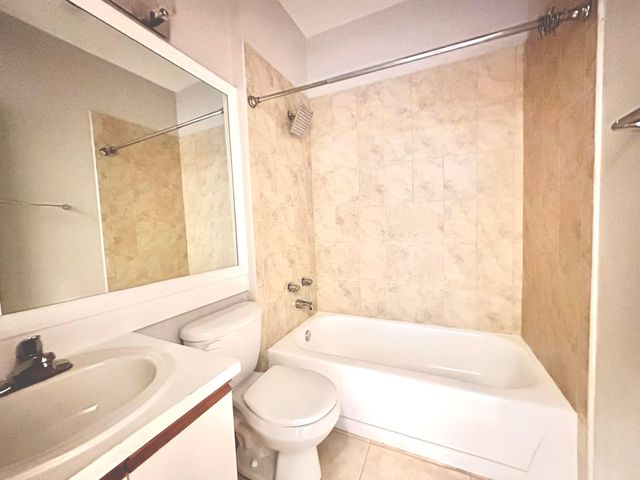 641 Cypress Lake Boulevard P, Deerfield Beach, FL 33064