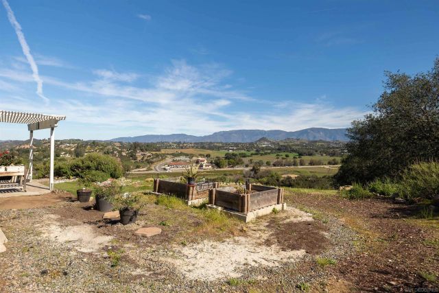 13804 Chaparral Terrace, Valley Center, CA 92082