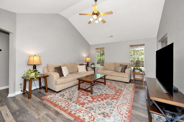 116 Lisa Michele Drive, Huntsville, AL 35811