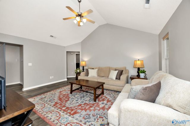 116 Lisa Michele Drive, Huntsville, AL 35811