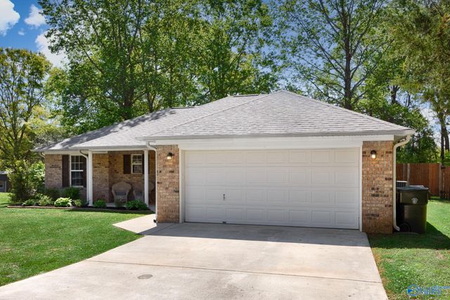 116 Lisa Michele Drive, Huntsville, AL 35811