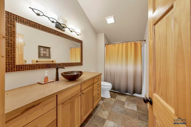 21152 STEWART SLOPE CIR, Lead, SD 57754