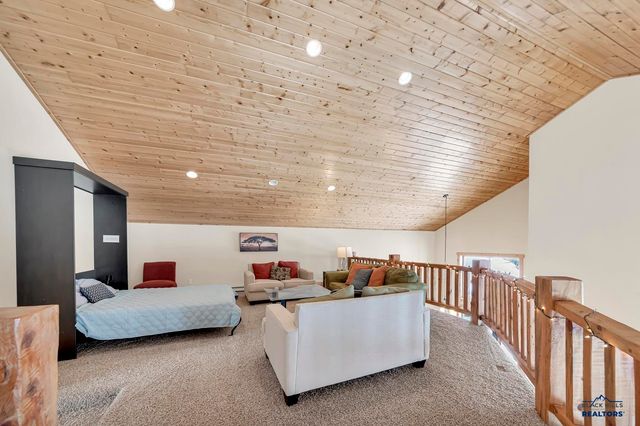 21152 STEWART SLOPE CIR, Lead, SD 57754