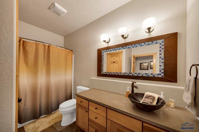 21152 STEWART SLOPE CIR, Lead, SD 57754