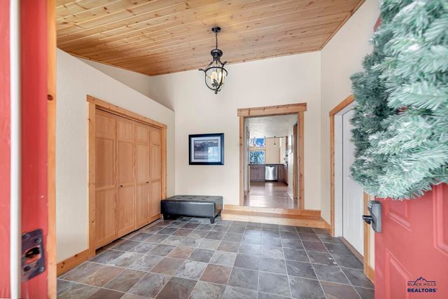 21152 STEWART SLOPE CIR, Lead, SD 57754