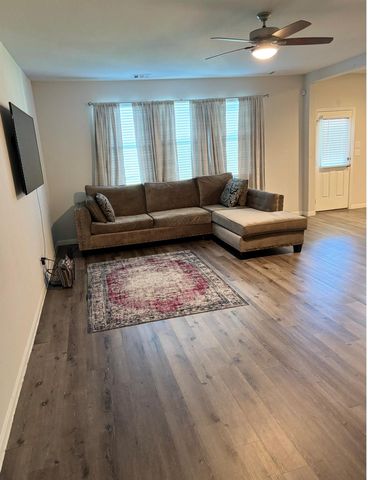 17607 Desmond Street, Humble, TX 77346